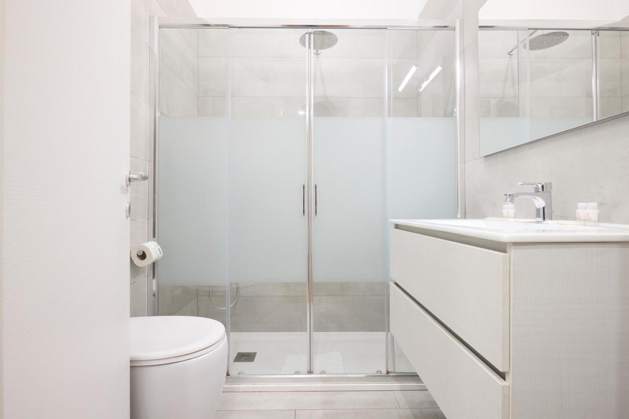 First Moon-Emme Loft Apartment มิลาน ภายนอก รูปภาพ